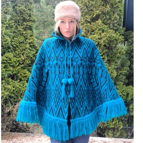 Vintage Sweaters - The Liza Teal Black Diamond Patterned Collared Poncho w/ Fringe Arm Openings O/S